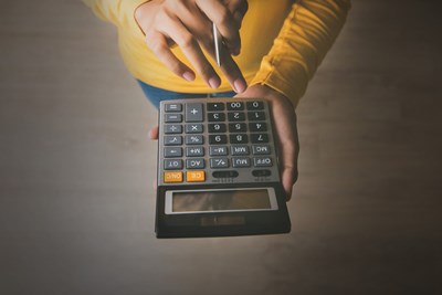 Fees and funding Calculator