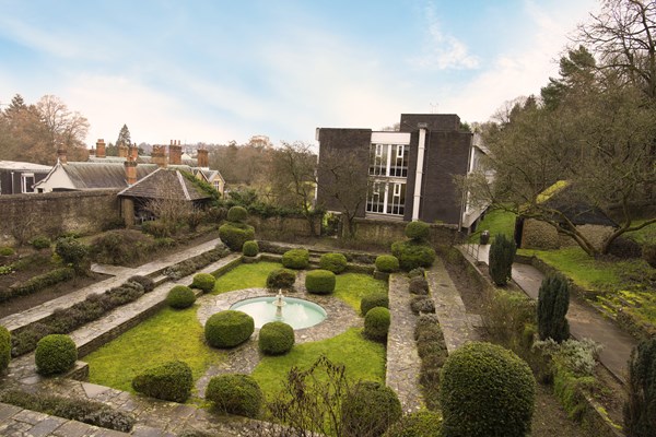 Fountain court garden Fountain court garden