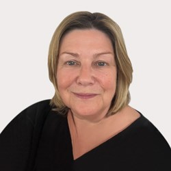 Ruth Goodger, Tutor at ULaw Online campus