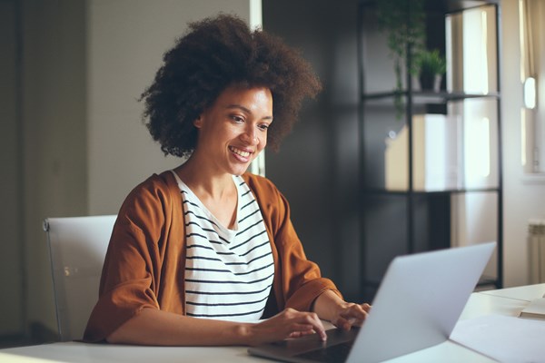 Women working on laptop